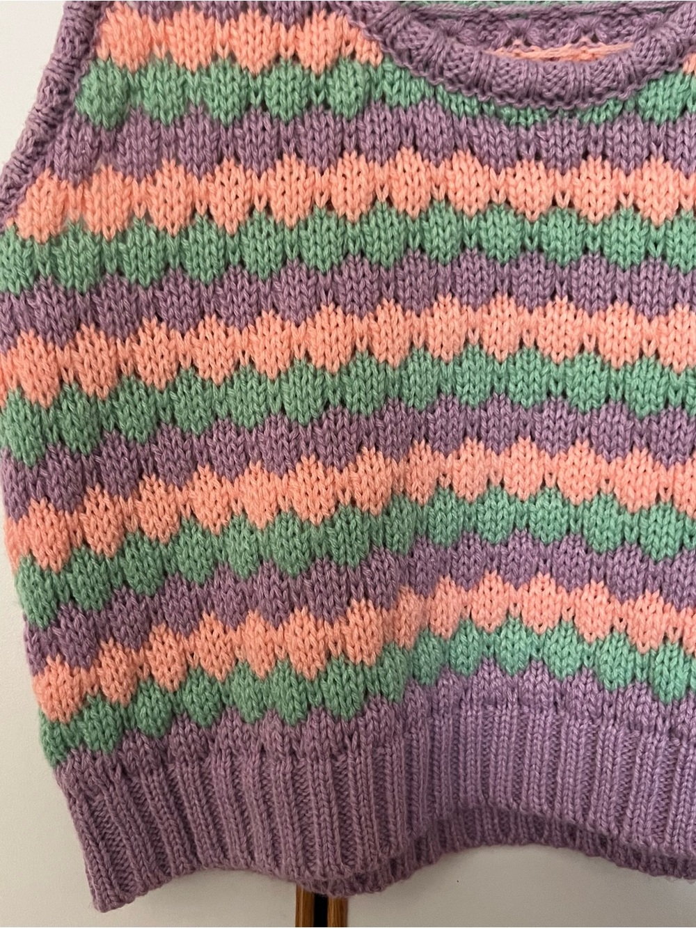 The Ragged Priest Bubble Knit Crop Tank Top - Picture 4 of 9